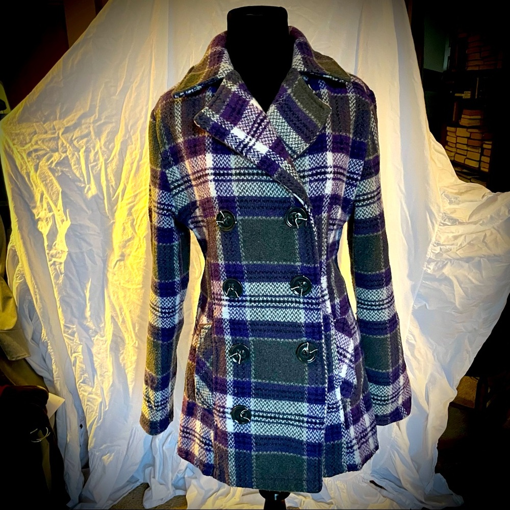 Rue21 Plaid coat double breasted purple gray white fitted waist hip length soft